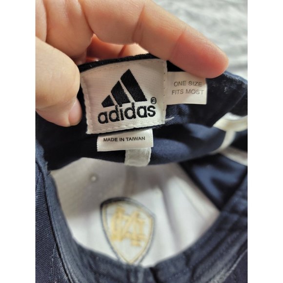 Notre Dame Fighting Irish Adidas Hat Adjustable Baseball Style Cap Hat White - Picture 5 of 5
